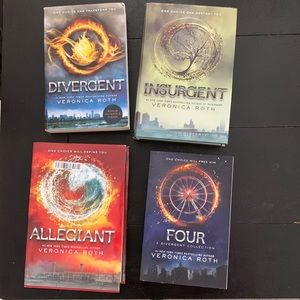 Complete Divergent Book series